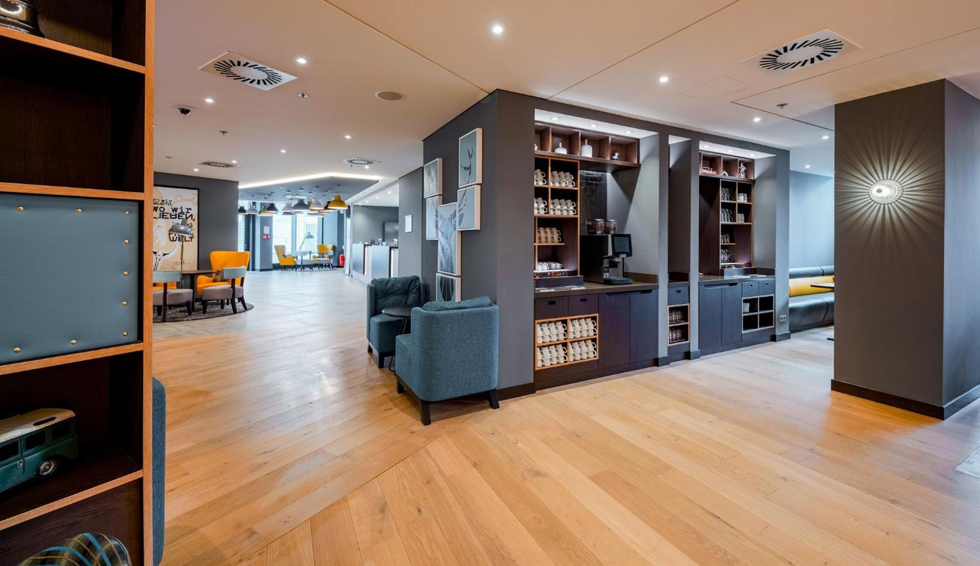 Hotel Premier Europaviertel 3*